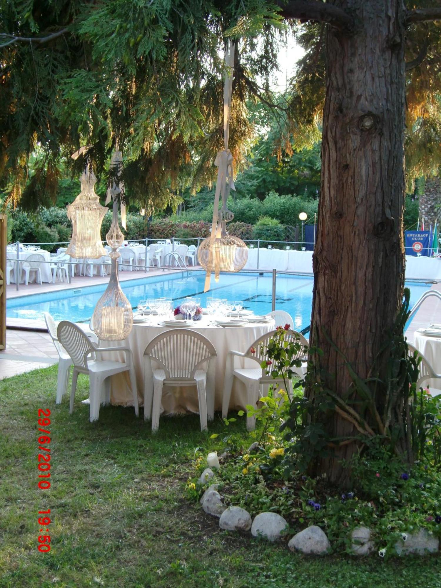 Hotel Garden Terni Exteriör bild