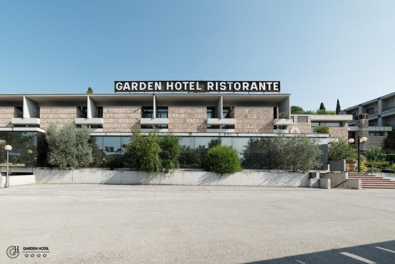 Hotel Garden Terni Exteriör bild